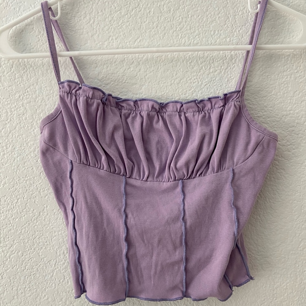 purple tank top